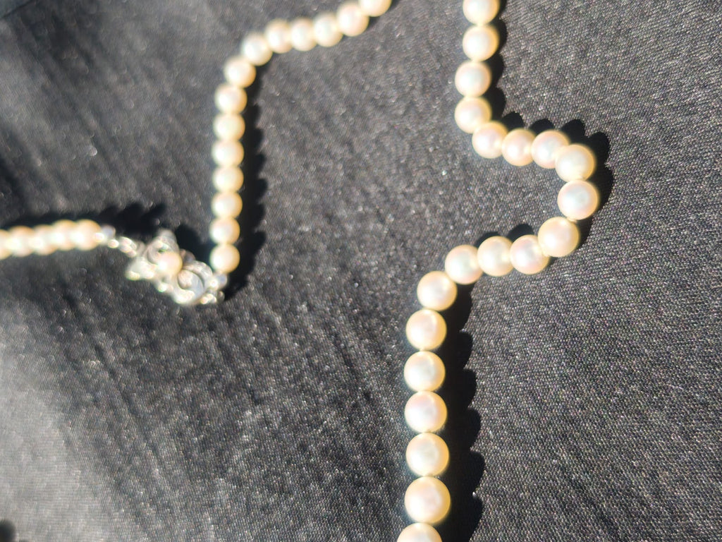 Vintage Seawater Pearl Collection 