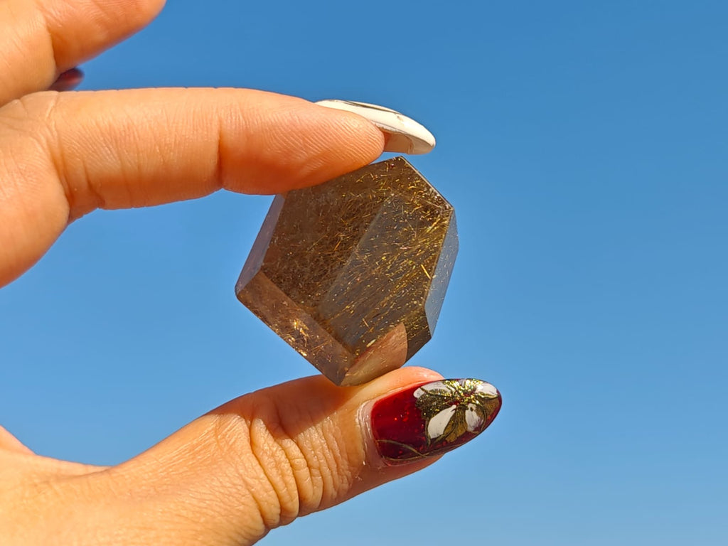 金髮晶茶色原石手作飾品｜財富之石 · 藝術之美